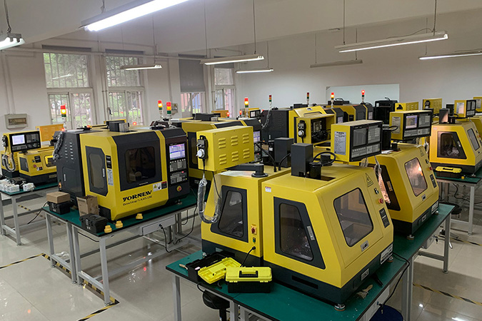 天津科技大學桌面式數(shù)控機床實訓室案例